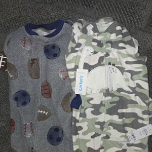 NWT SZ 5T Carter's Sleepers - Sports and Dinosaur Camo
